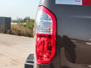 2013��2.8T ���(q��)���Ͱ���S ��(x��)��(ji��)���^