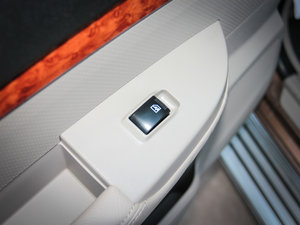 2013��2.8T ���(q��)���Ͱ���S �п؅^(q��)