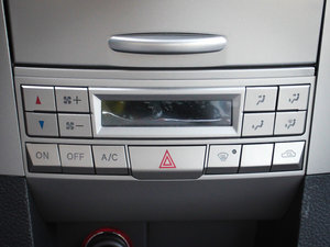 2013款2.8T 两驱柴油版短轴 空调调节