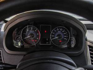 2013��2.8T ���(q��)���Ͱ����S �п؅^(q��)