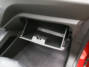 東南汽車2019款東南DX3