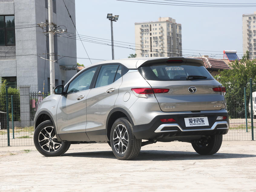 东南汽车2019款东南DX3