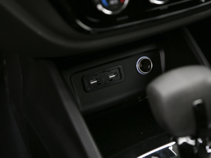 2019_ 1.5T CVTŞ п؅^(q)