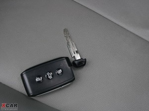 2009款1.5L 手动旗舰版 车钥匙