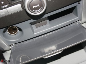 2009款1.5L 手动豪华版 中控区