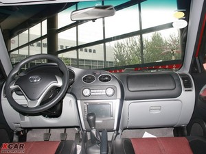 2009款1.5L 手动风采版 中控区