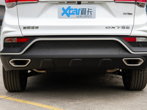 2020款星跃 1.5T DCT豪华天窗版 排气管