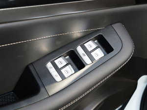 20221.5T DCTh 7 {܇ƅ^	