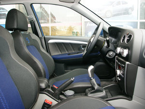 2010款改款 1.5L 手动风采版 主驾驶座椅