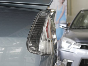 2011Ŀ 1.5L CVTLɰ ^