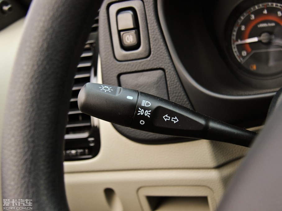 2012V3␂ H 1.5L քm