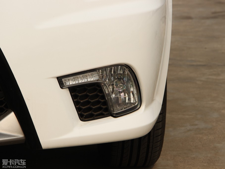 2012V3␂ H 1.5L քL