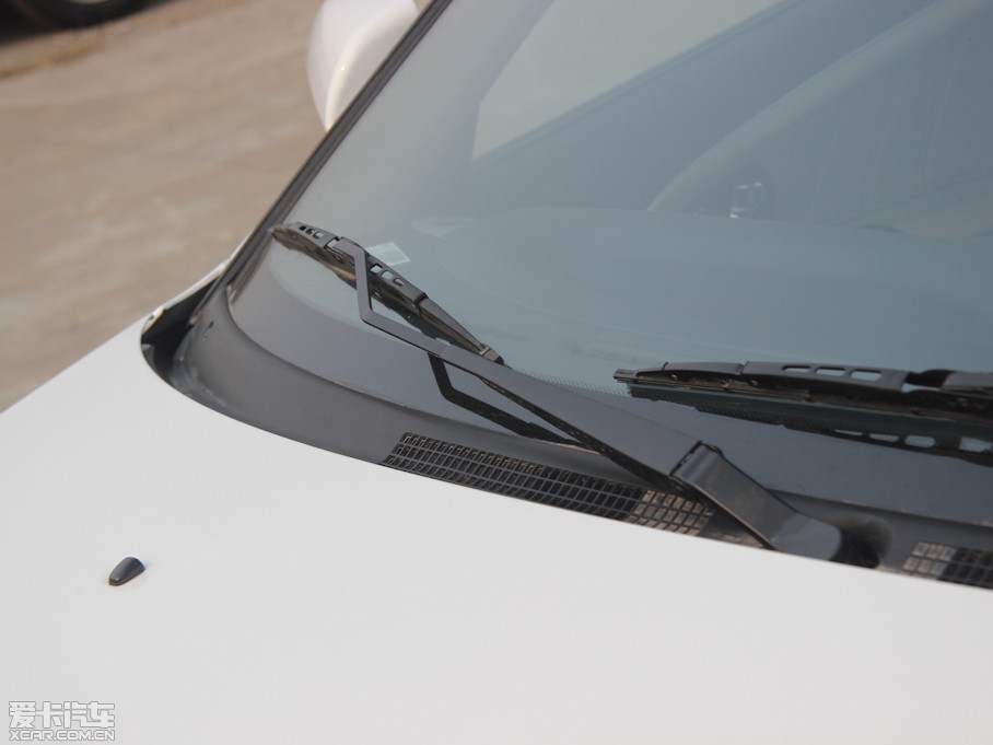 2012V3␂ H 1.5L քL