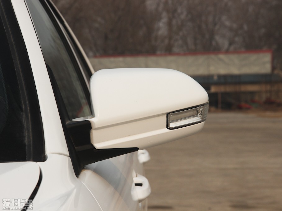 2012V3␂ H 1.5L քL