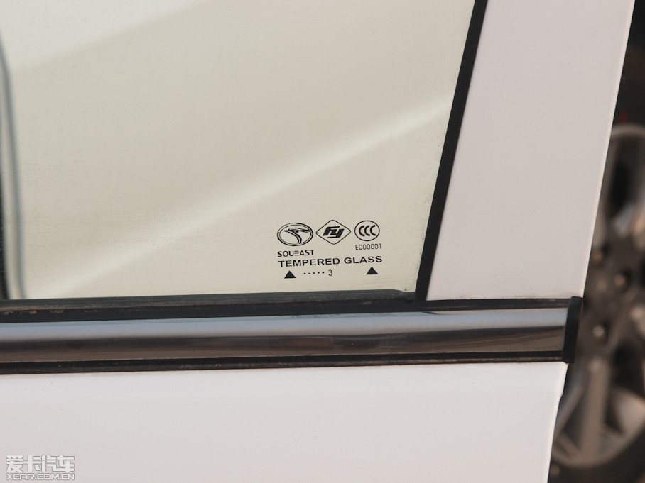 2012V3␂ H 1.5L քL