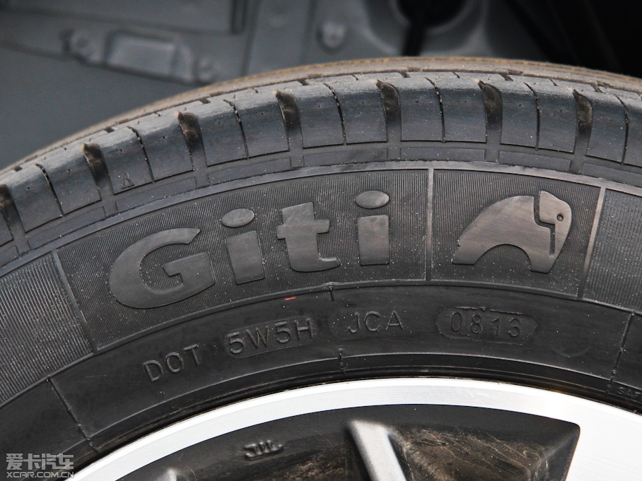 2012V3␂ H 1.5L քL