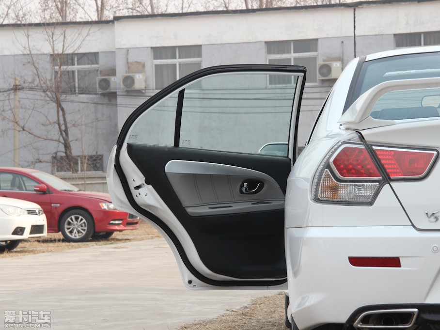 2012V3␂ H 1.5L քL