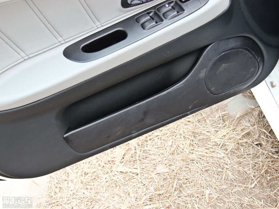 2012V3␂ H 1.5L քL