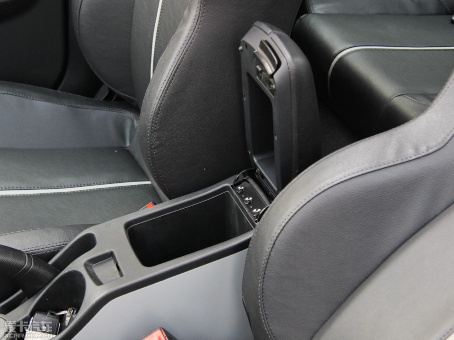 2012V3␂ H 1.5L քL