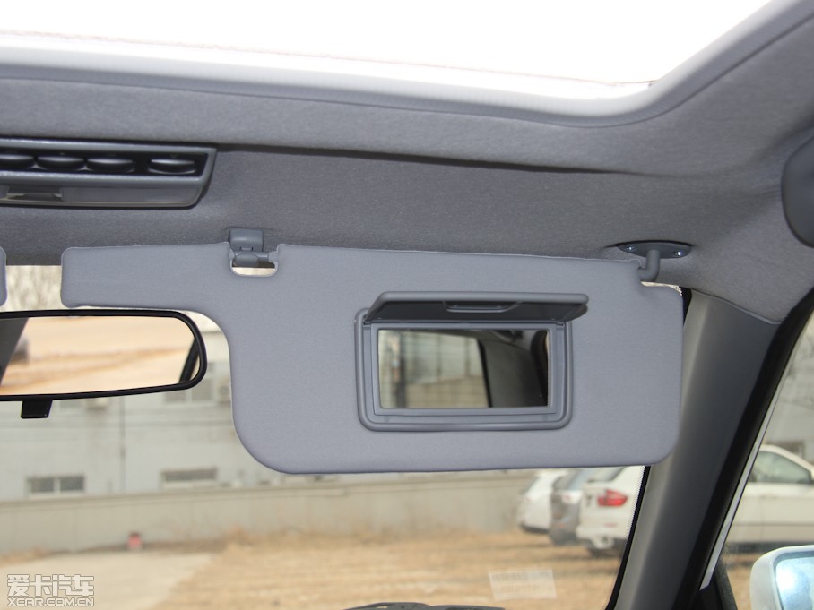 2012V3␂ H 1.5L քL