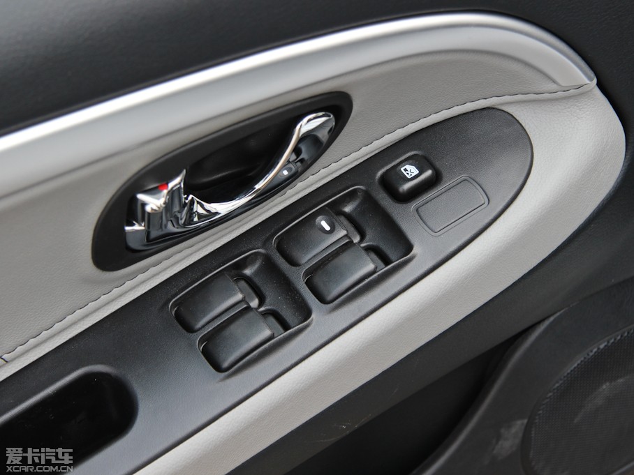 2012V3␂ H 1.5L քL