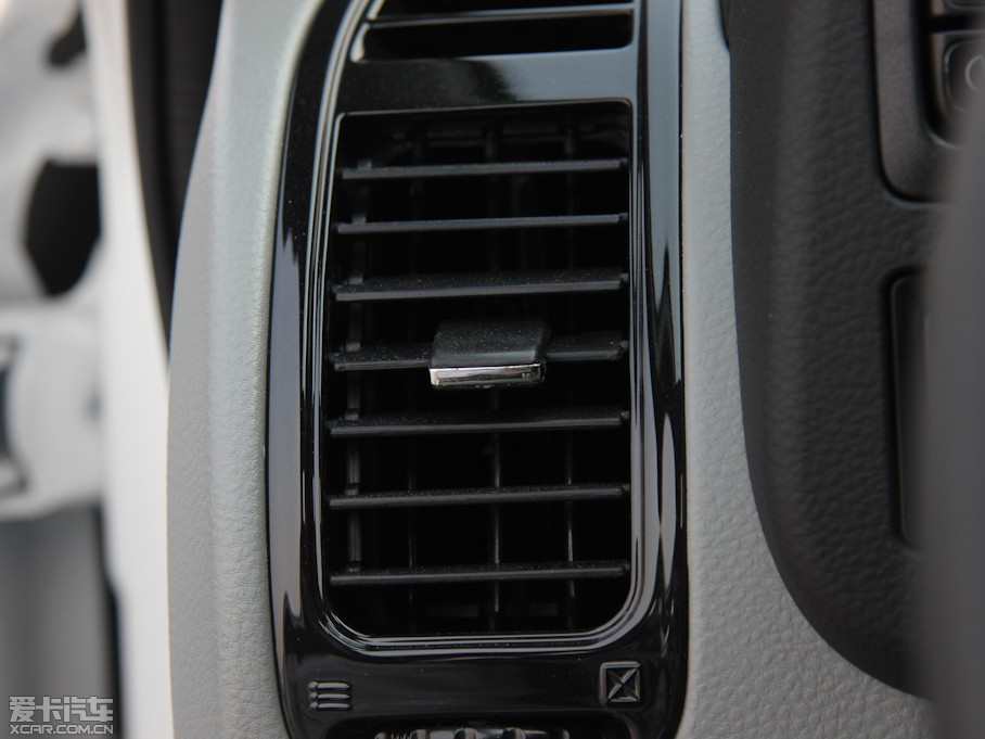 2012V3␂ H 1.5L քL