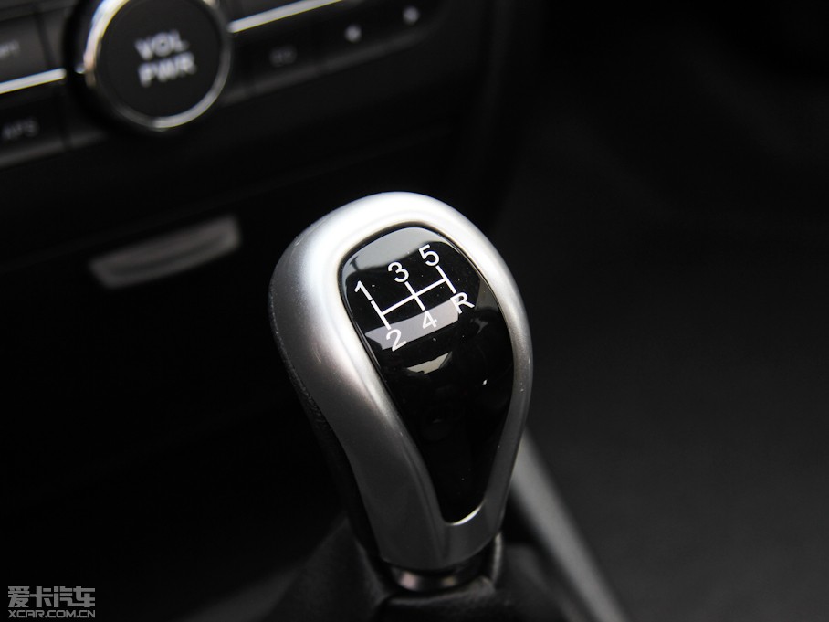 2012V3␂ H 1.5L քL