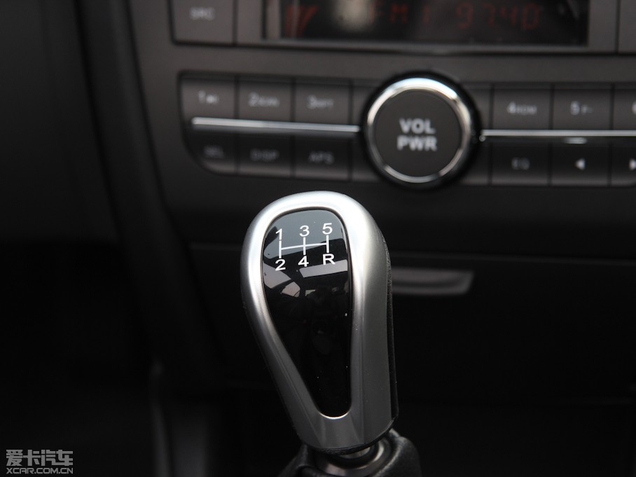 2012V3␂ H 1.5L քL