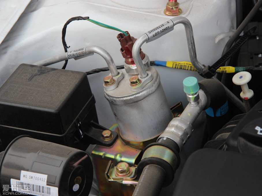 2012V3␂ H 1.5L քL