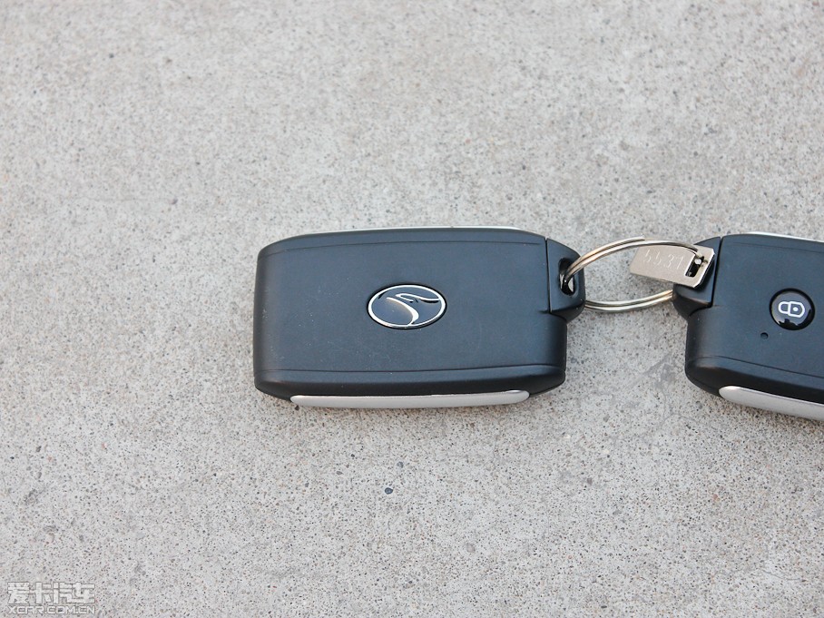 2012V3␂ H 1.5L քӺA