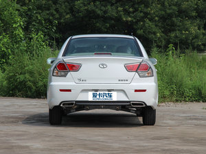 2013款1.5L 手动亲民版 正后	