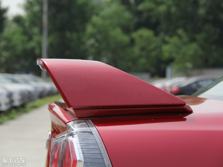 2014V3␂ Ŀ 1.5L քL(fng)ɰ