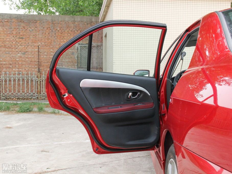 2014V3␂ Ŀ 1.5L ք(dng)L(fng)ɰ