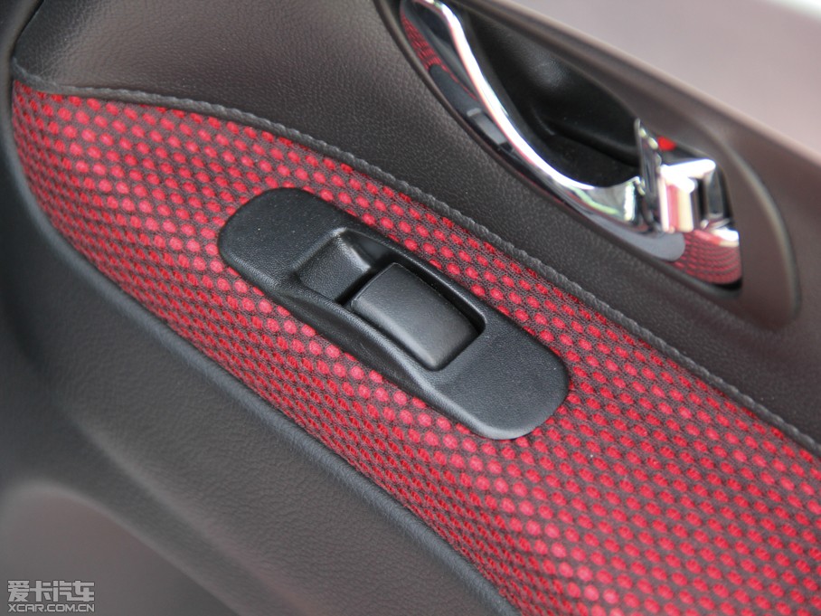 2014V3␂ Ŀ 1.5L ք(dng)L(fng)ɰ