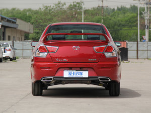2014款改款 1.5L 手动风采版 正后	