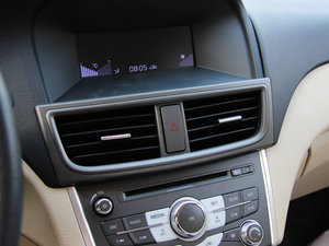 2014款1.5L 手动舒适型 空调出风口