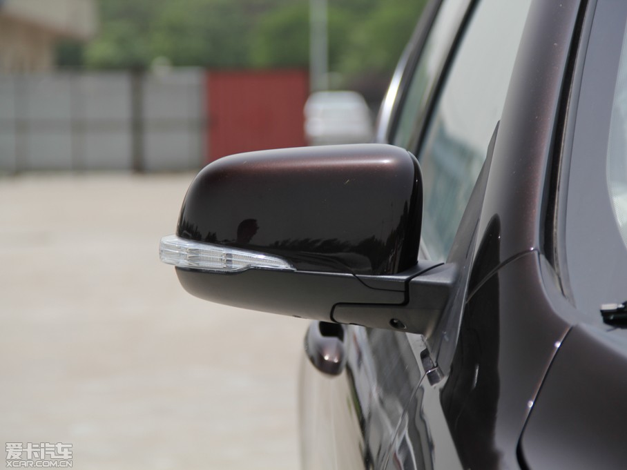 2014��V6���� 1.5L �քӺ��AŮ�԰�