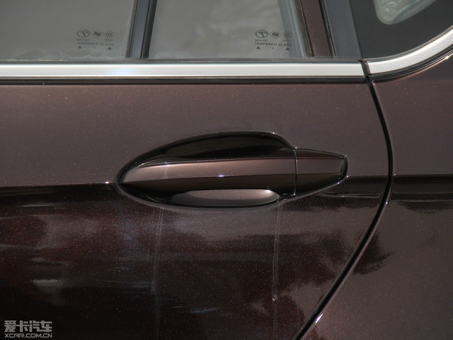 2014��V6���� 1.5L �քӺ��AŮ�԰�