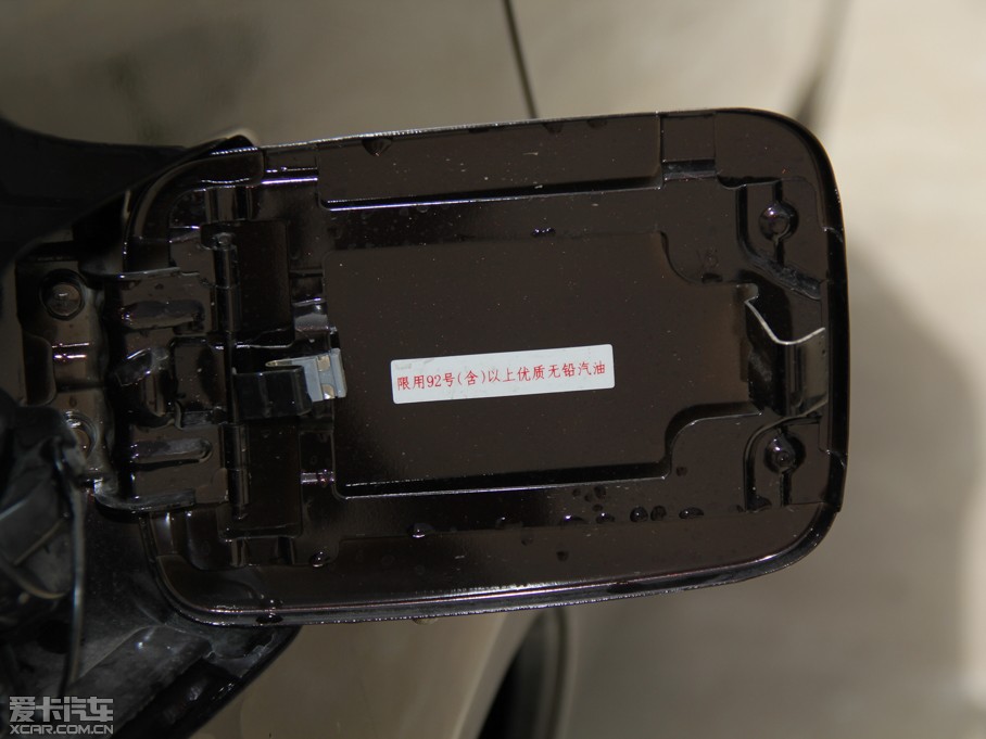 2014��V6���� 1.5L �քӺ��AŮ�԰�