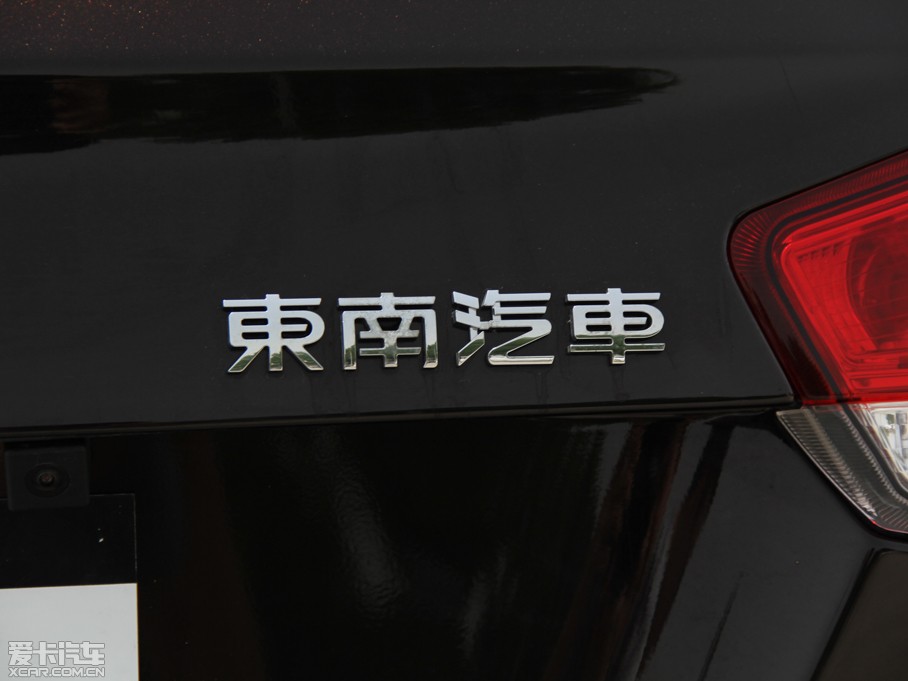 2014��V6���� 1.5L �քӺ��AŮ�԰�