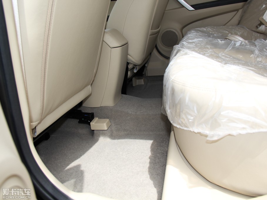 2014��V6���� 1.5L �քӺ��AŮ�԰�