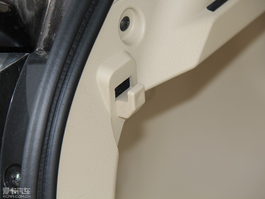 2014��V6���� 1.5L �քӺ��AŮ�԰�