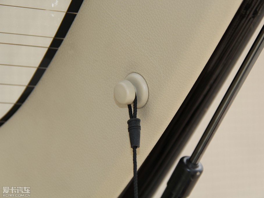 2014��V6���� 1.5L �քӺ��AŮ�԰�