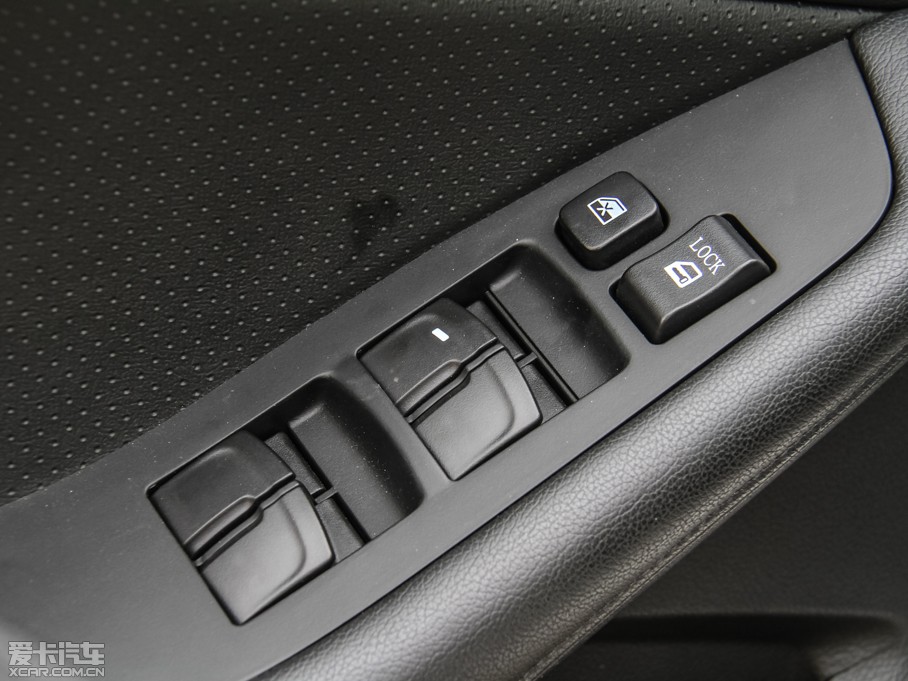 2015V cross 1.5T քǿ