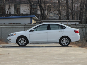 東南汽車2015款V5菱致