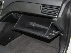 東南汽車2015款V5菱致