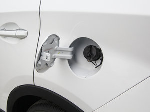 2015款1.5T 手动豪华版 油箱盖