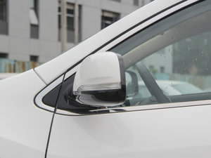 2015款1.5T 手动豪华版 细节外观