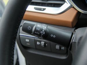 2015款1.5T 手动豪华版 中控区