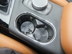 2015款1.5T 手动豪华版 空间座椅